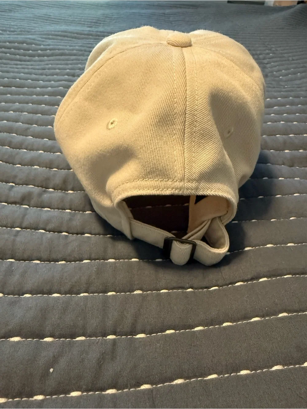Nike cream baseball cap